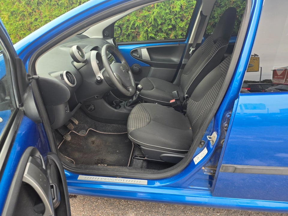 Peugeot 107 1,0  5d