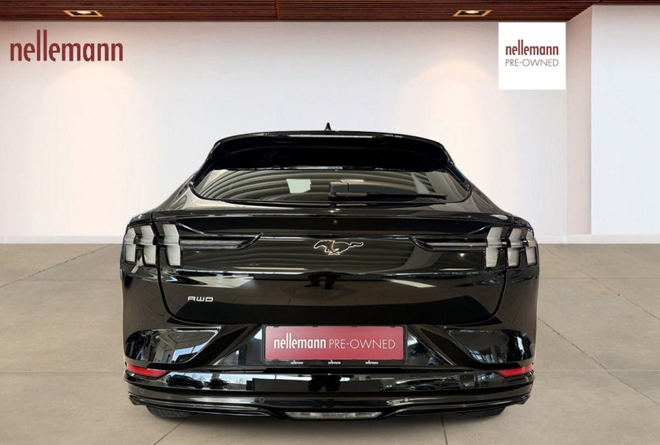 Ford Mustang Mach-E 70 Premium Standard Range AWD 5d