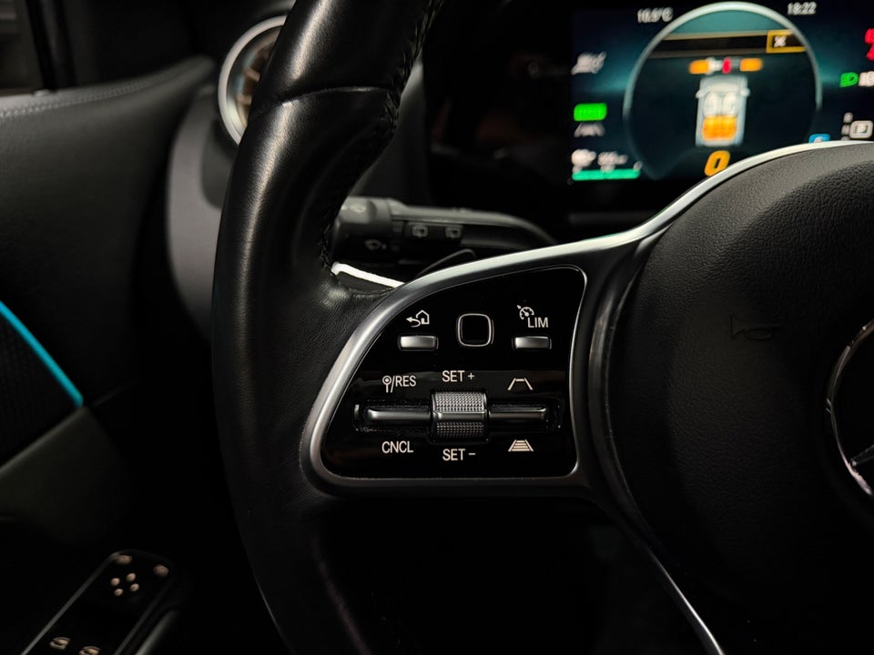 Mercedes EQA250 Progressive 5d