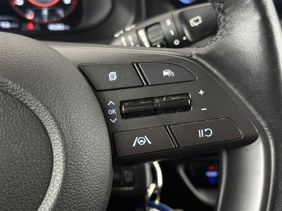 Hyundai i20 1,0 T-GDi Essential DCT 5d