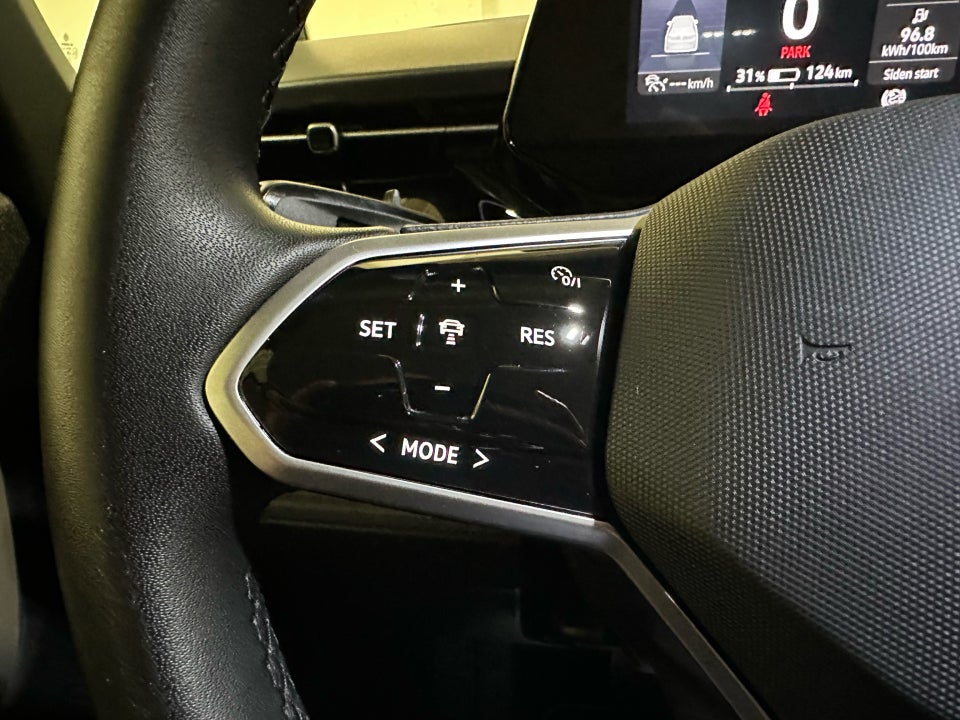 VW ID.Buzz 77 Pro SWB 5d