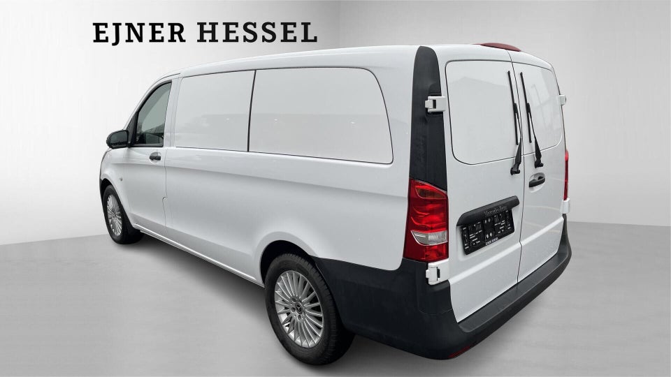 Mercedes eVito 129 Tourer PRO L Van