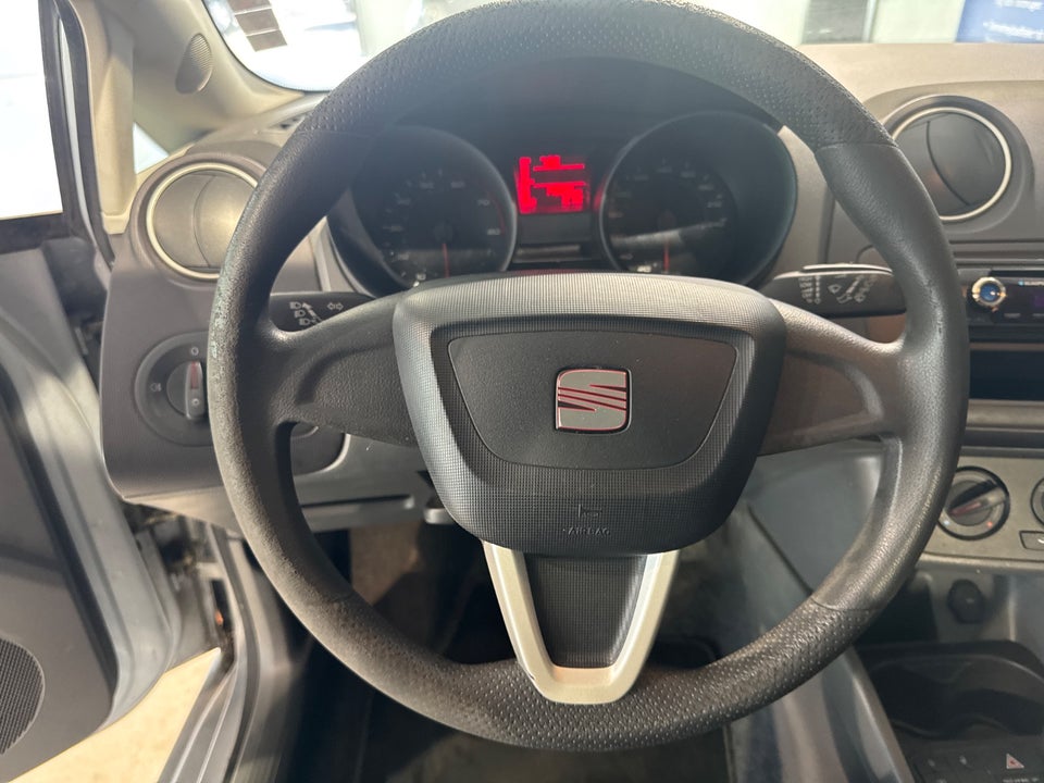 Seat Ibiza 1,4 16V Reference 5d