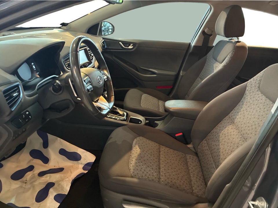 Hyundai Ioniq 1,6 PHEV Premium DCT 5d