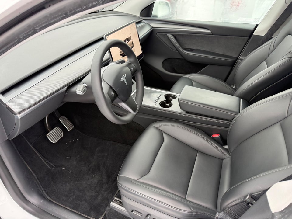 Tesla Model Y Long Range RWD 5d