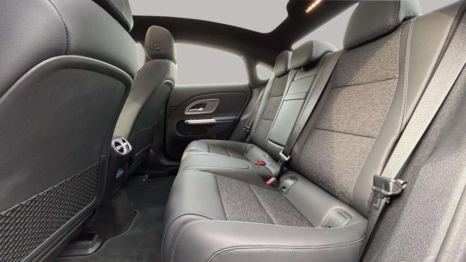 Mercedes CLA200 electric Progressive Advance Plus 4d