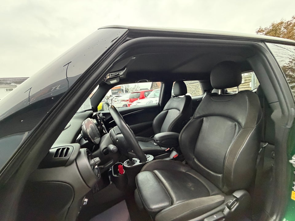 MINI Cooper SE Trim L 3d