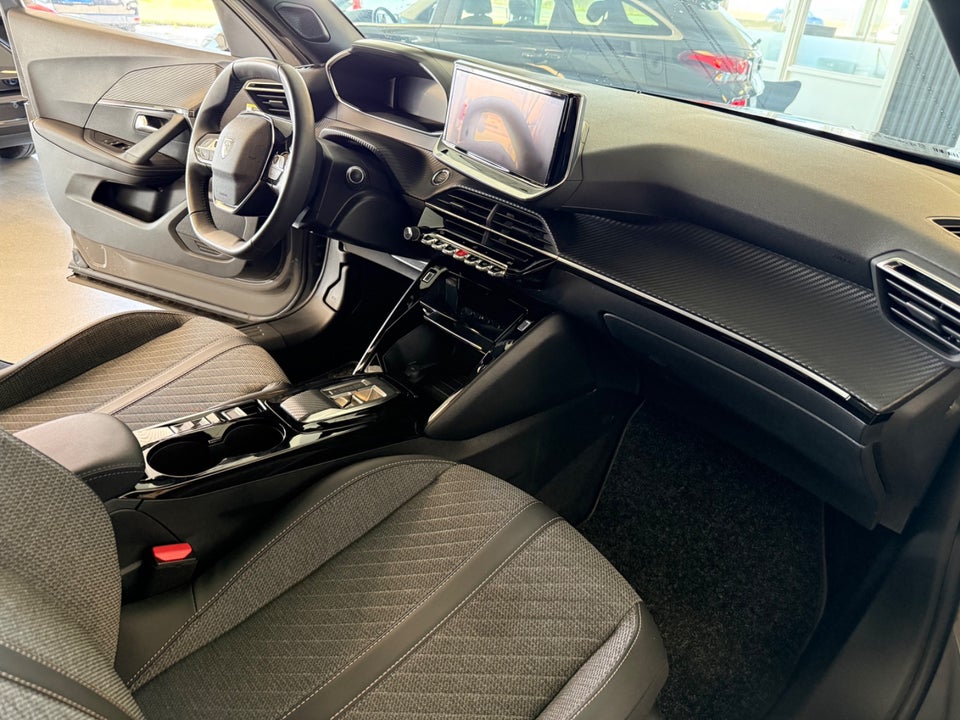 Peugeot e-2008 50 Allure 5d