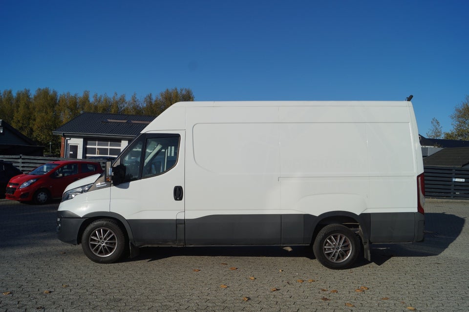 Iveco Daily 3,0 35S18 12m³ Van AG8