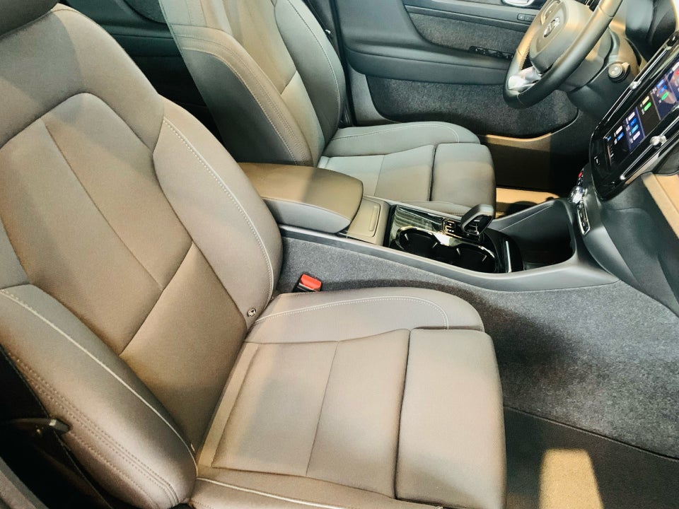 Volvo XC40 ReCharge Extended Range Ultimate 5d