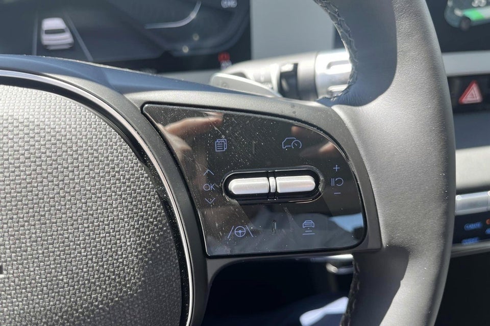 Hyundai Ioniq 5 77 Essential AWD 5d