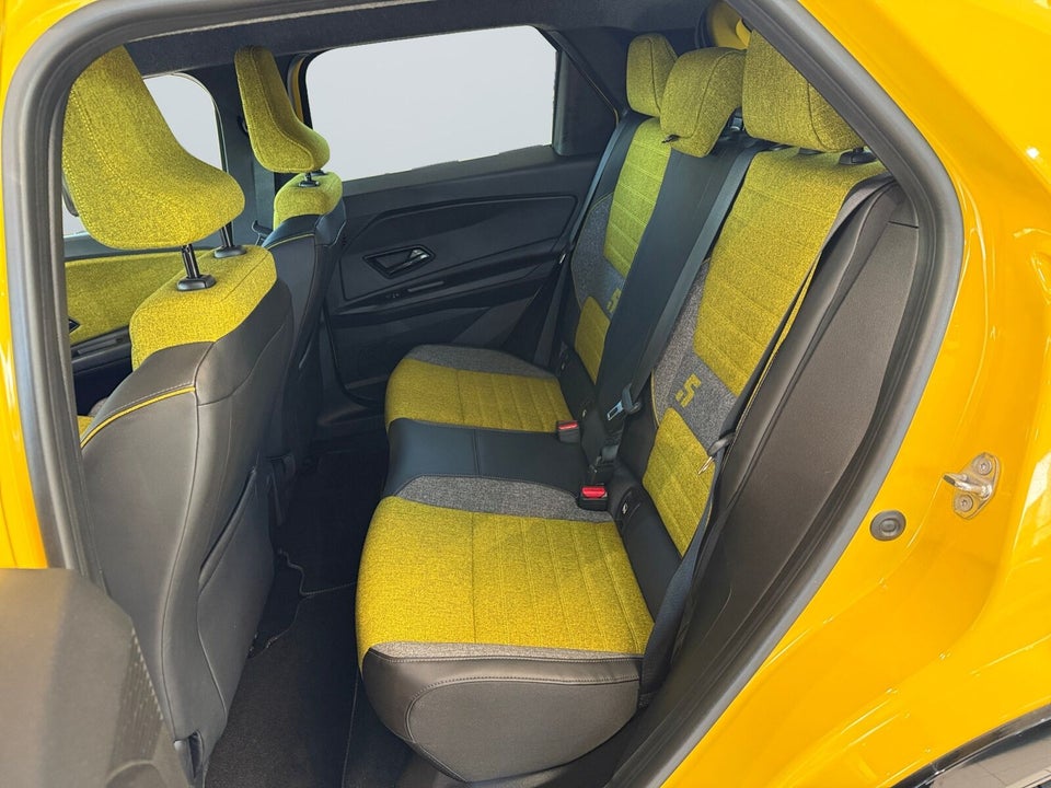 Renault 5 E-Tech 52 Iconic 5d