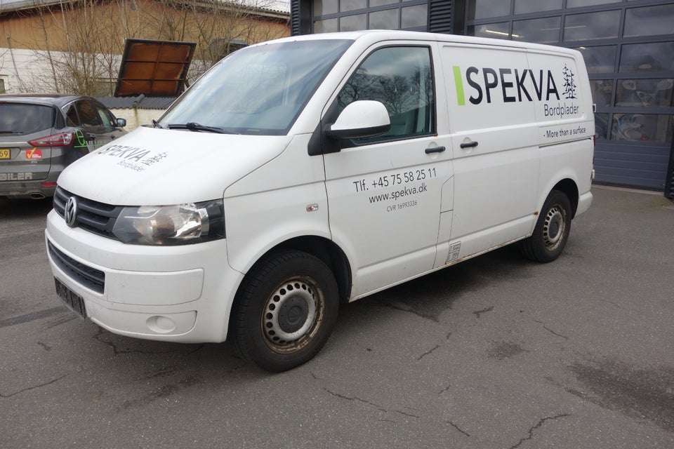 VW Transporter 2,0 TDi 140 Kassevogn DSG kort