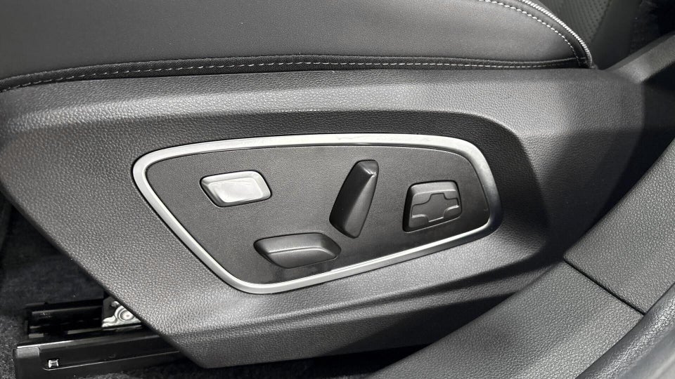 Renault Scenic E-Tech 87 Iconic 5d