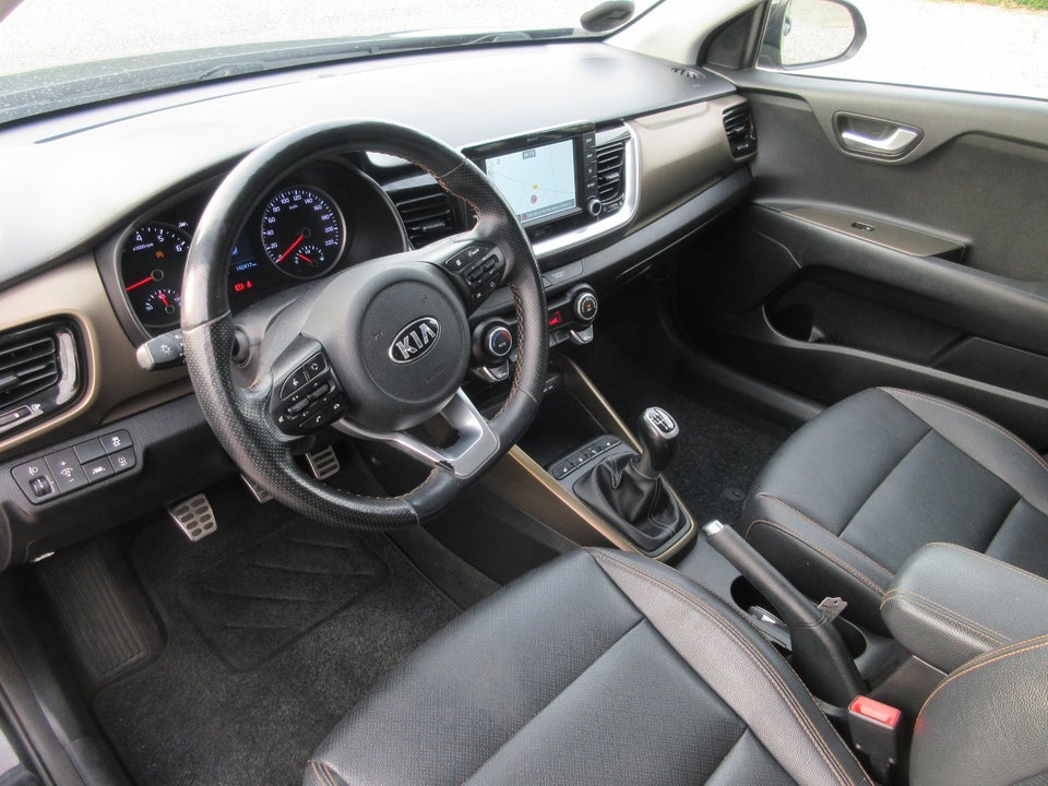 Kia Stonic 1,4 Premium 5d