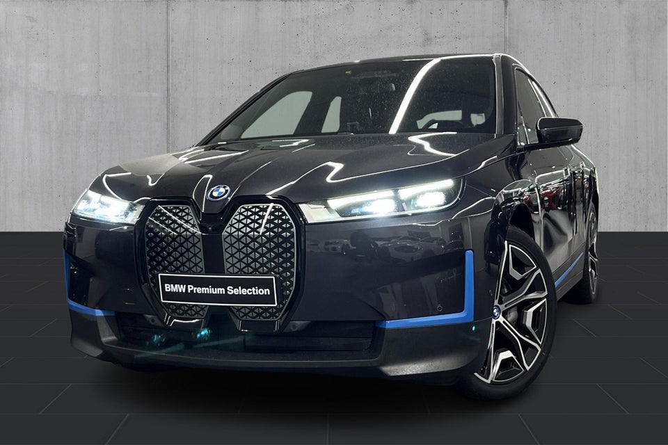 BMW iX xDrive40 5d