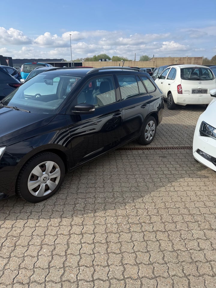 Skoda Fabia 1,2 TSi 110 Ambiente Combi DSG 5d
