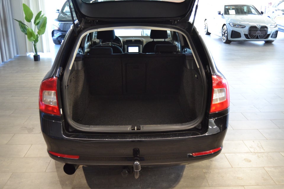 Skoda Octavia 1,8 TSi 160 Ambiente Combi 5d