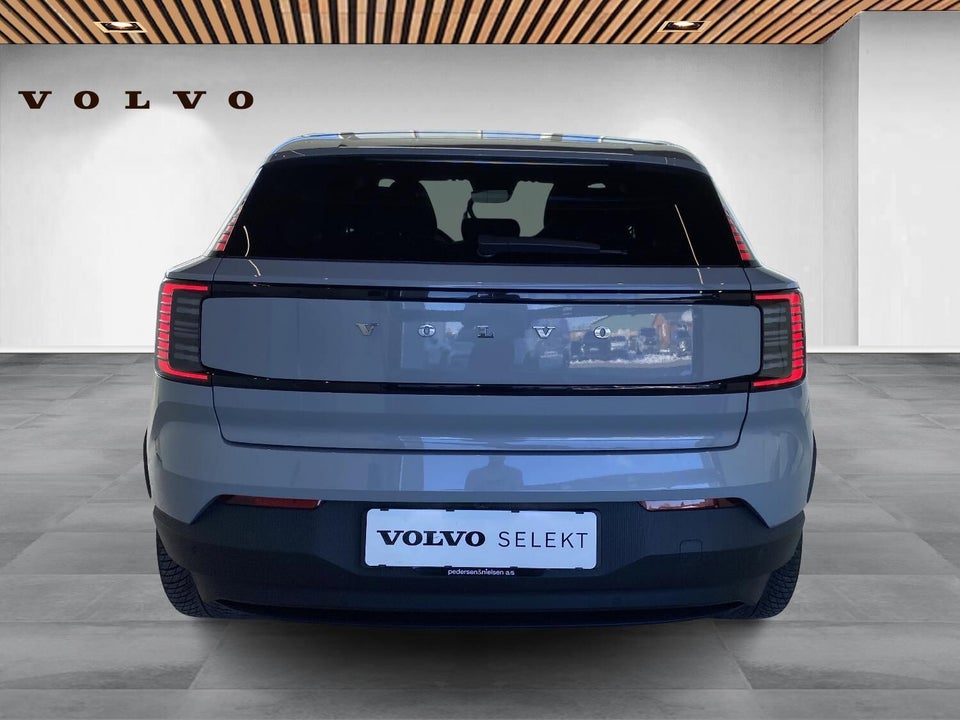 Volvo EX30 Extended Range Core 5d