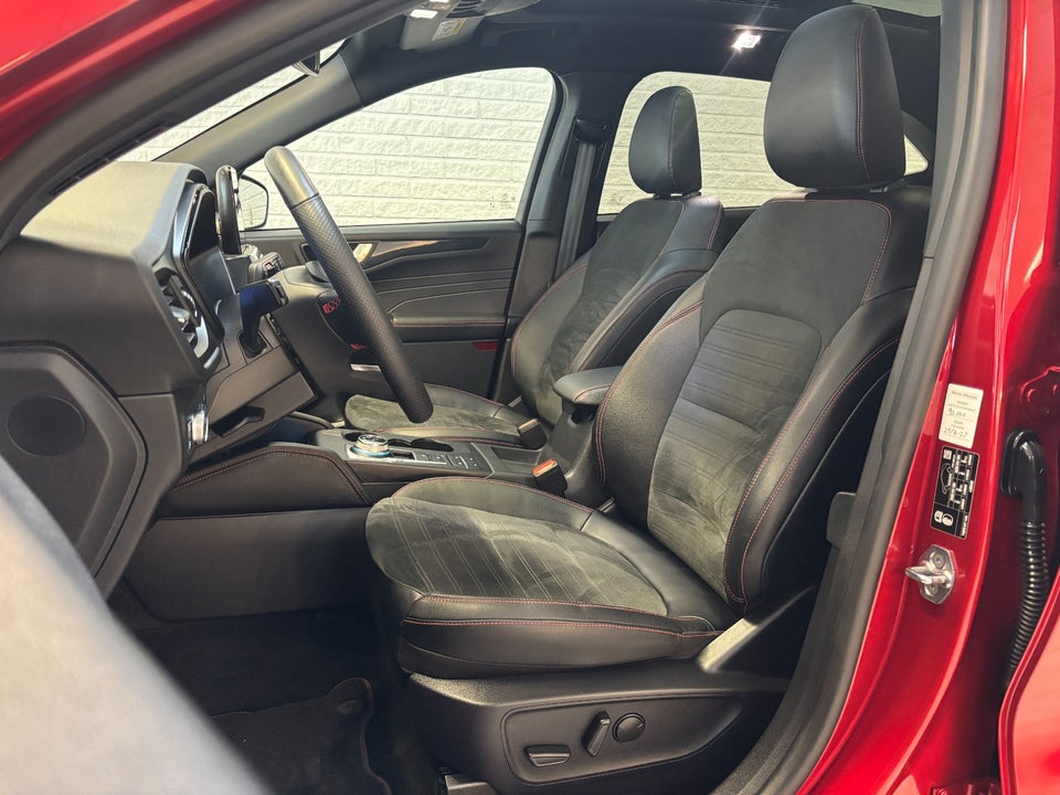 Ford Kuga 2,5 PHEV ST-Line X CVT 5d