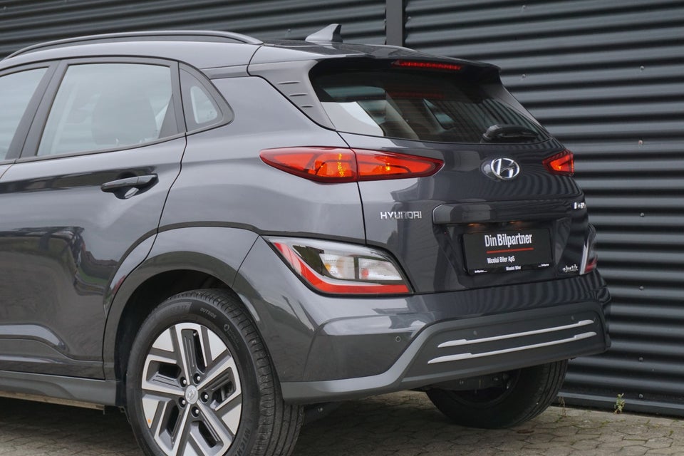 Hyundai Kona 39 EV Select 5d