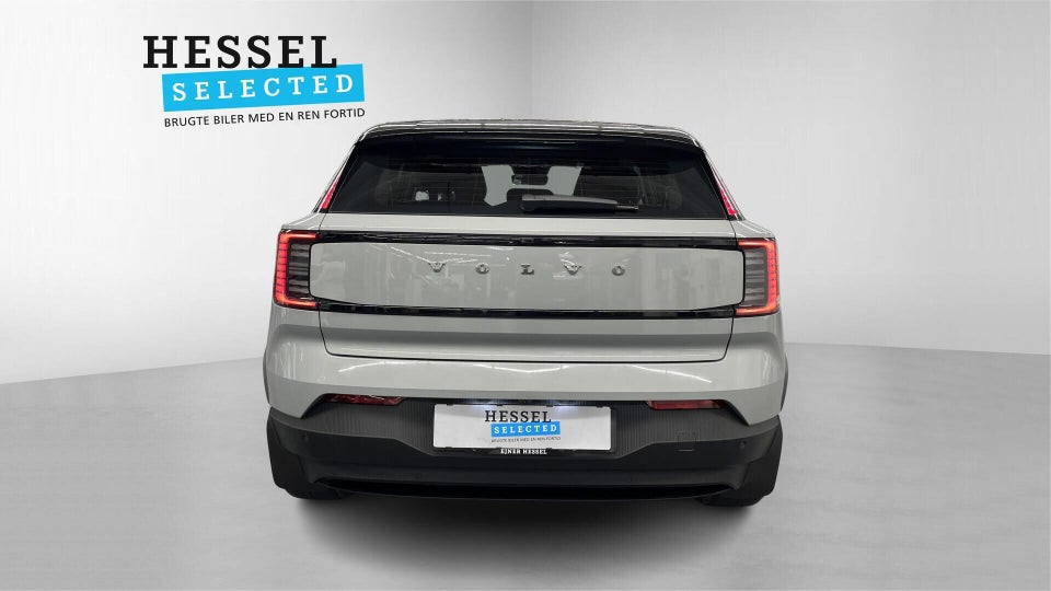 Volvo EX30 Extended Range Plus 5d