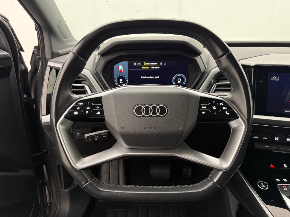 Audi Q4 e-tron 40 Advanced 5d