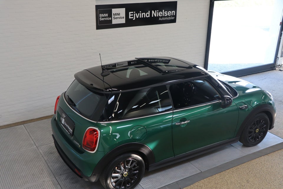 MINI Cooper SE Maximise 3d