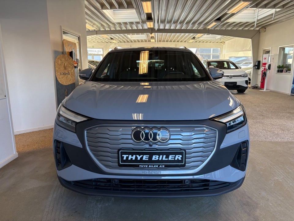 Audi Q4 e-tron 40  5d