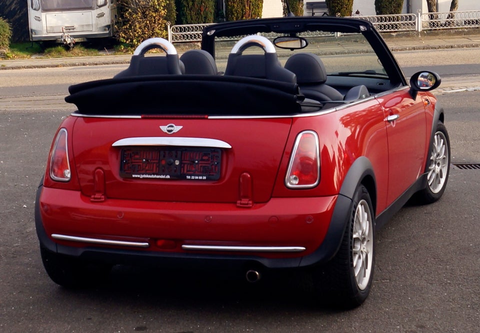 MINI Cooper 1,6 Cabriolet 2d