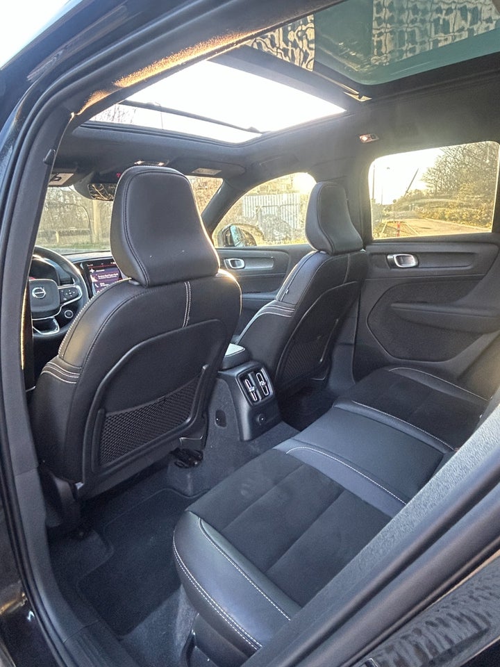 Volvo XC40 1,5 T5 ReCharge Plus Dark aut. 5d