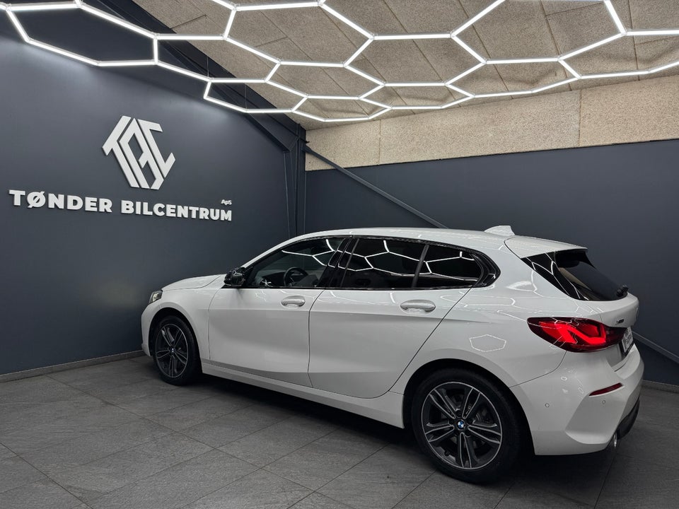 BMW 120d 2,0 Sport Line xDrive aut. 5d