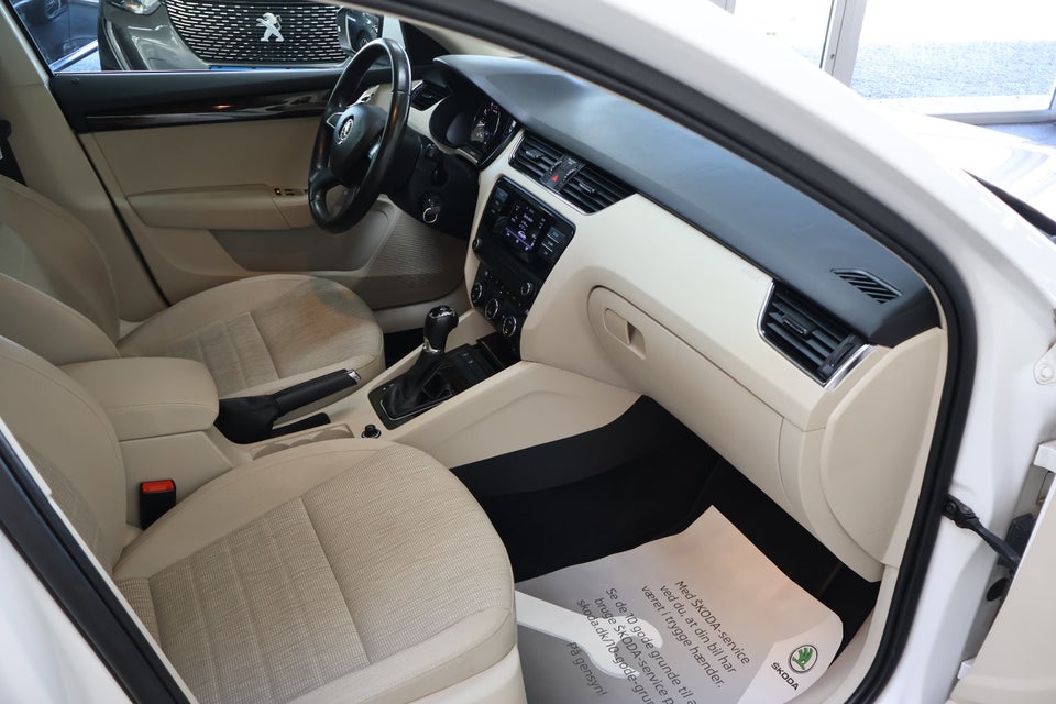Skoda Octavia 1,2 TSi 105 Elegance DSG 5d