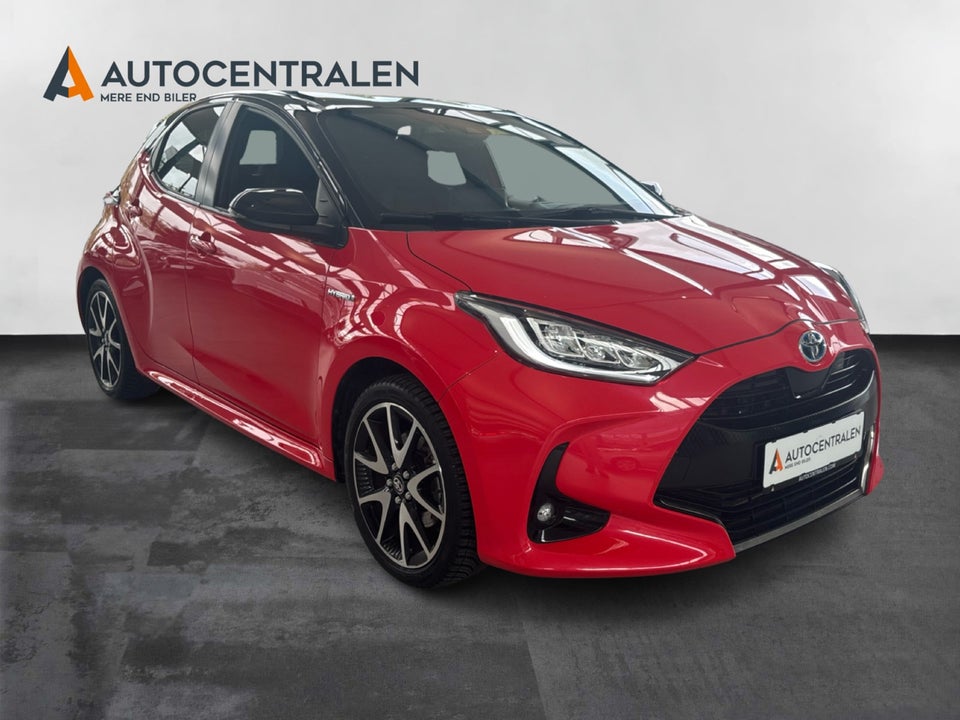 Toyota Yaris 1,5 Hybrid H3 Premier Edition e-CVT 5d