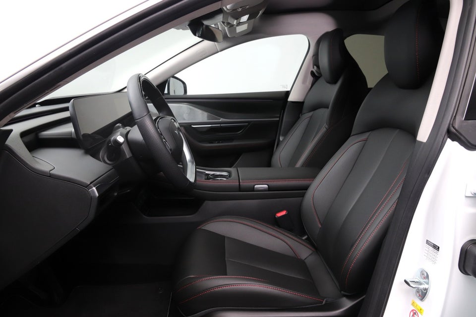 Xpeng P7 Long Range 4d