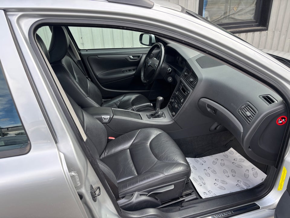 Volvo V70 2,4 140 Classic 5d