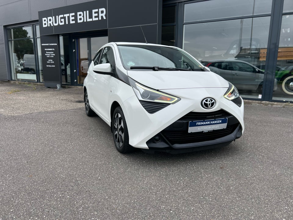 Toyota Aygo 1,0 VVT-i x-plore 5d