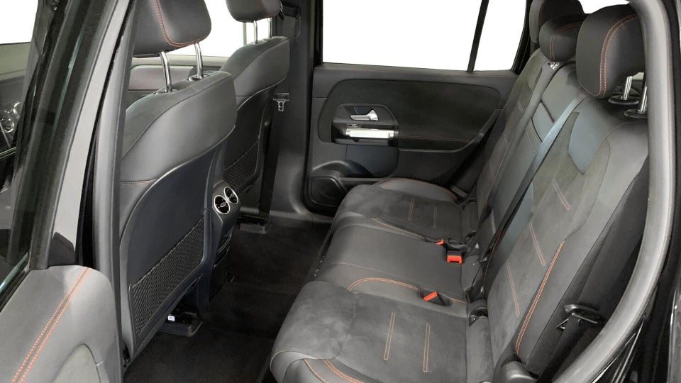 Mercedes EQB250 AMG Line 5d