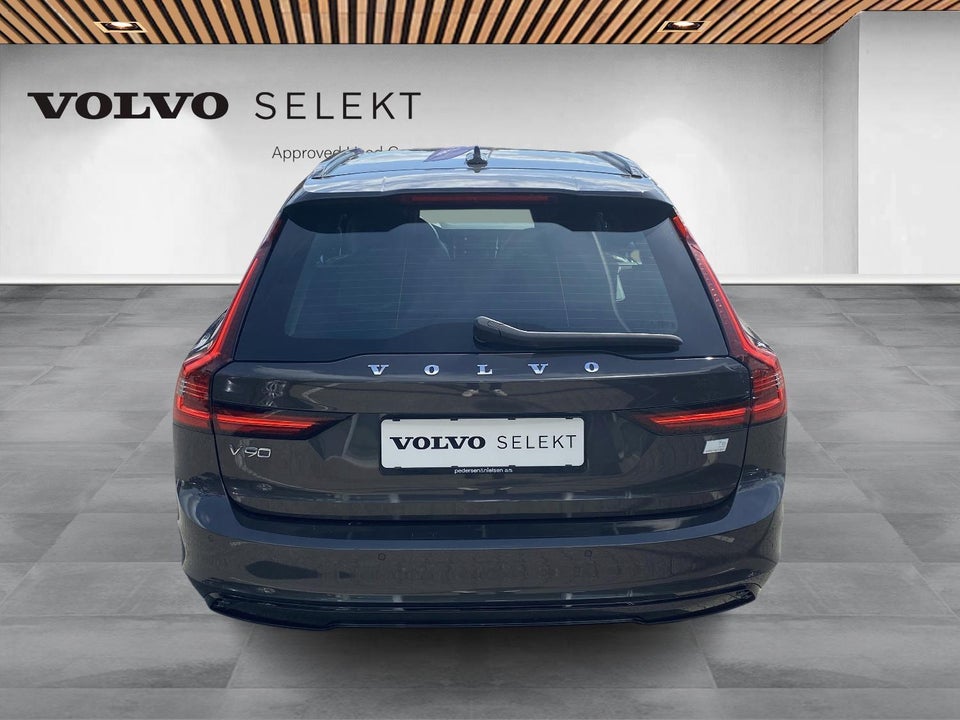 Volvo V90 2,0 T6 ReCharge R-Design aut. AWD 5d