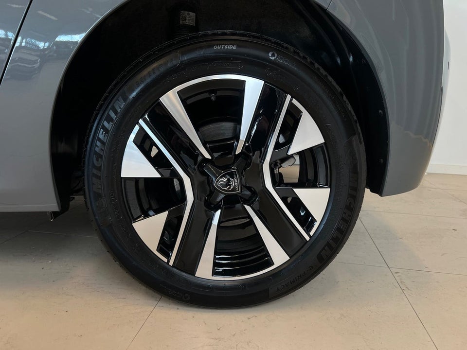 Peugeot 208 1,2 PureTech 100 Allure 5d