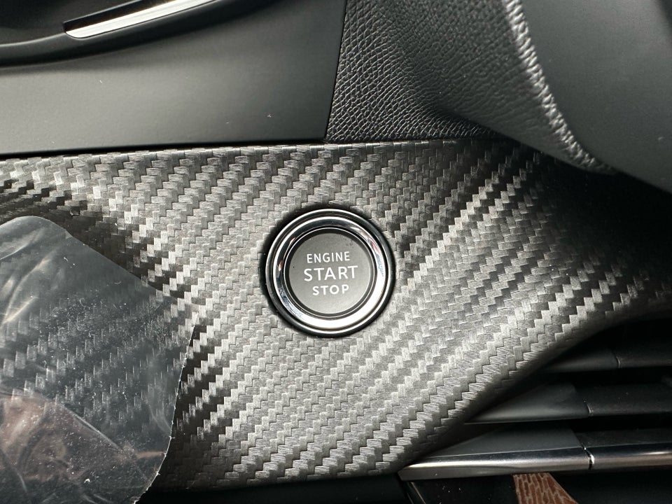 Peugeot 208 1,2 PureTech 100 Allure 5d