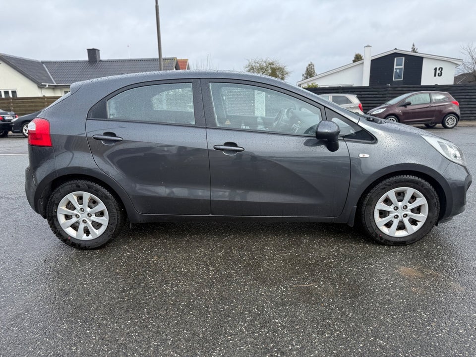 Kia Rio 1,2 CVVT Style+ 5d