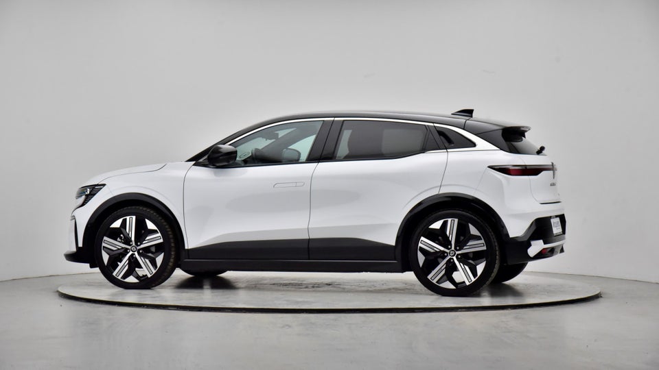 Renault Megane E-Tech 60 Iconic 5d