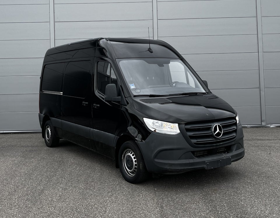 Mercedes Sprinter 214 2,2 CDi A2 Kassevogn aut. FWD