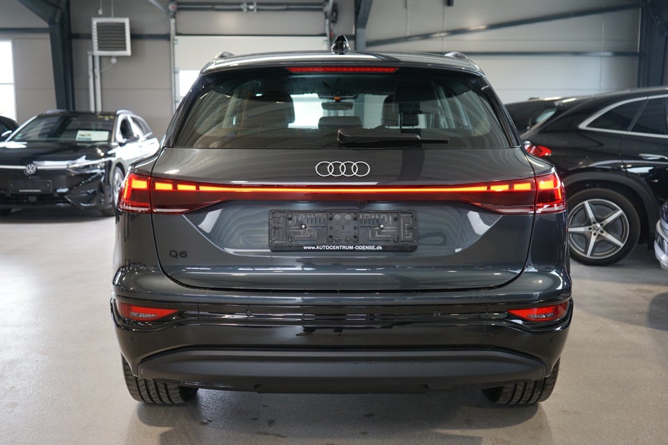 Audi Q6 e-tron Progress performance 5d