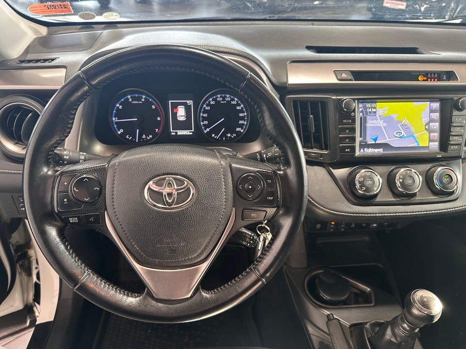 Toyota RAV4 2,0 D-4D T2 5d