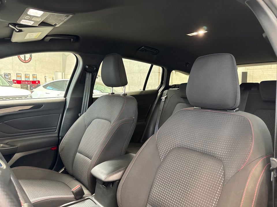 Ford Focus 1,0 EcoBoost ST-Line Business stc. 5d