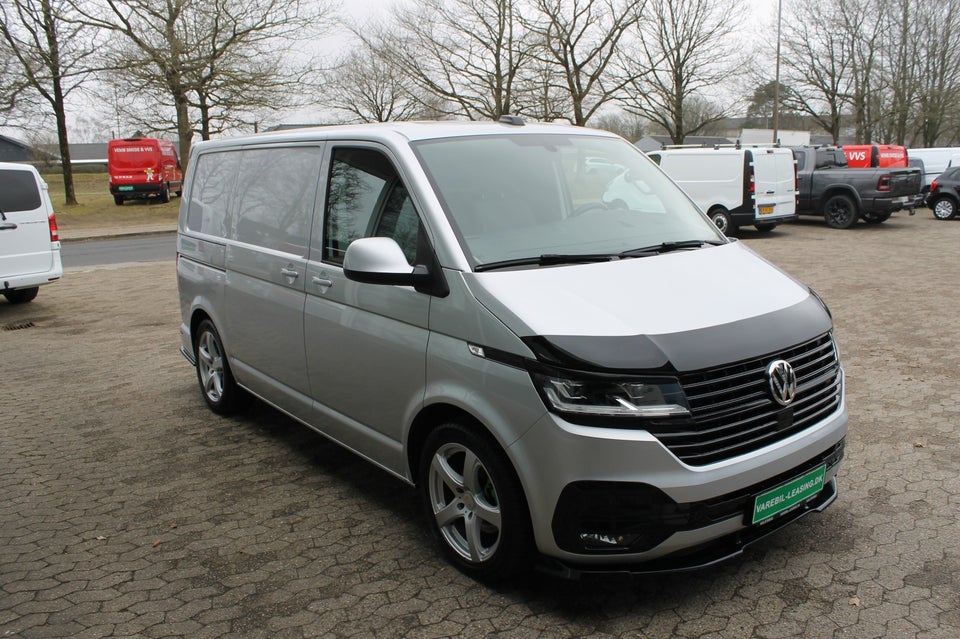 VW Transporter 2,0 TDi 150 Kassevogn DSG kort
