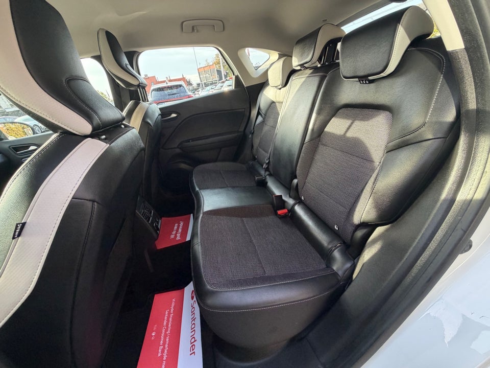 Renault Captur 1,6 E-Tech Intens 5d