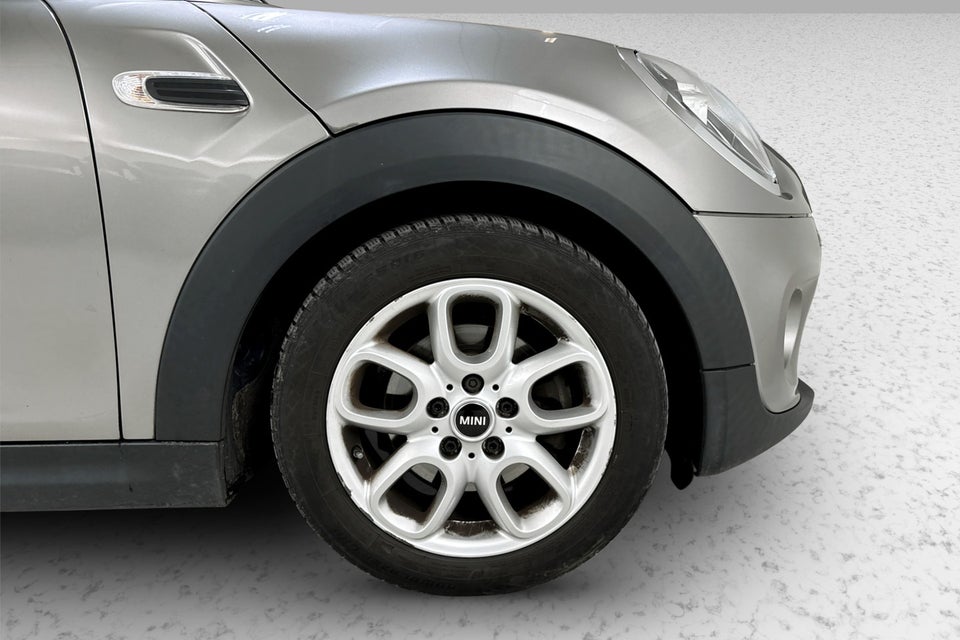 MINI Cooper 1,5 Essential aut. 3d